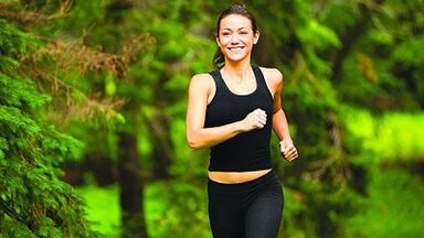 aeróbne cvičenie na chudnutie brucha a bokov